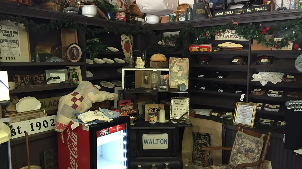 Baker Street Stores – bakery in Carterhatch, London